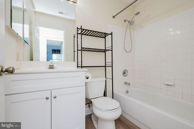 1123 HARFORD TOWN DR, Abingdon, MD 21009