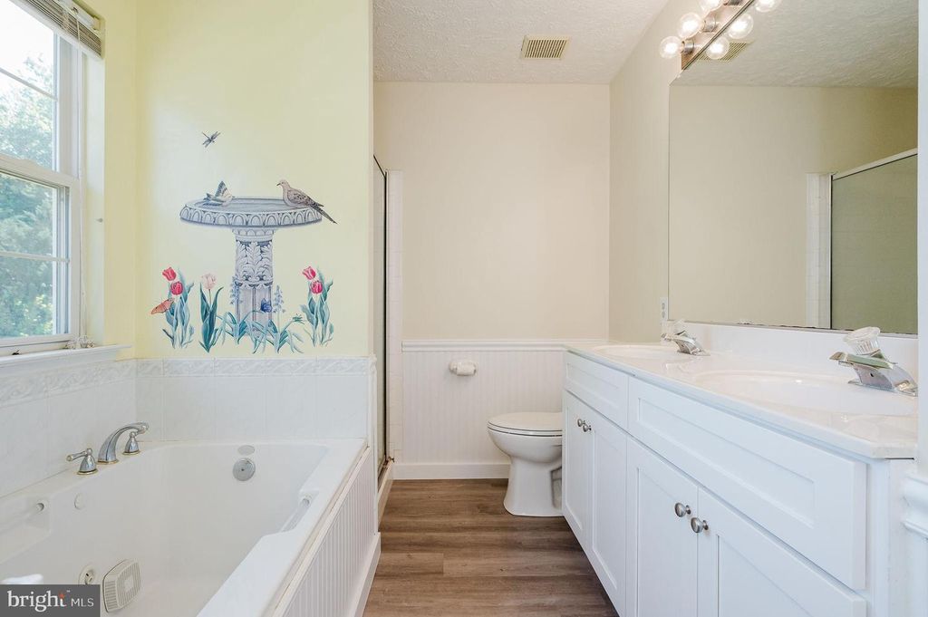 Image 28 of property listing at 1123 HARFORD TOWN DR, Abingdon, MD 21009