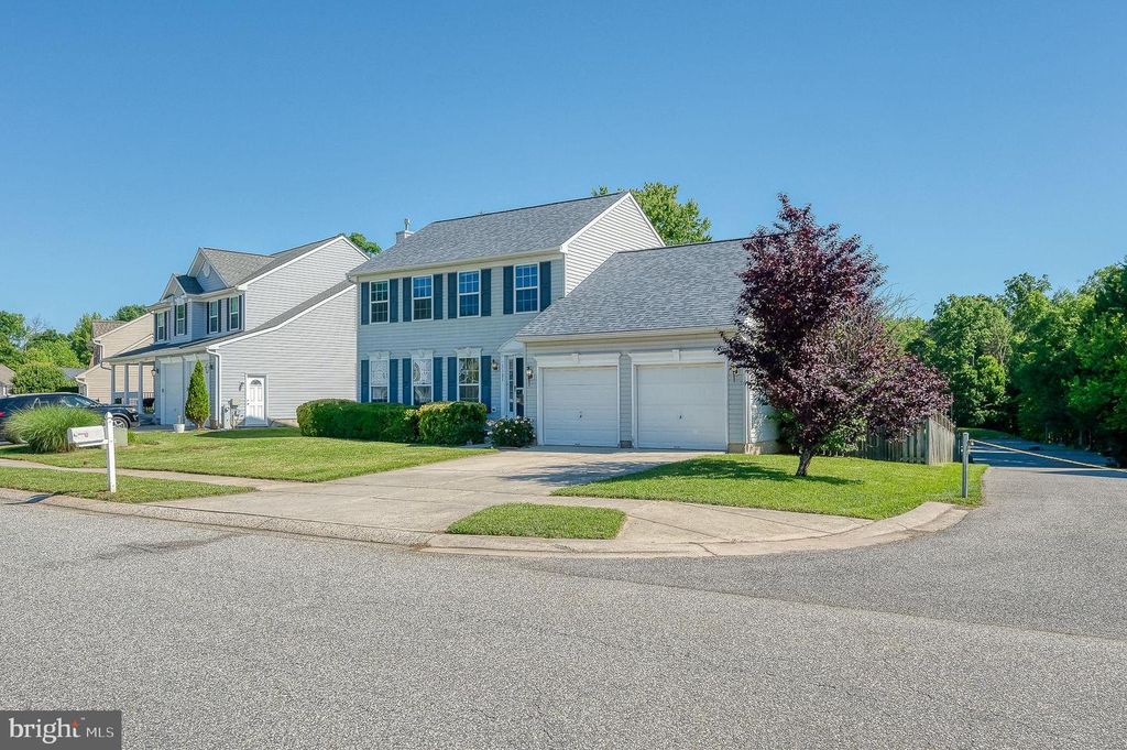 Image 4 of property listing at 1123 HARFORD TOWN DR, Abingdon, MD 21009