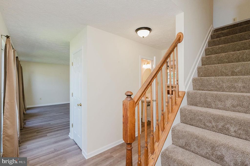 Image 8 of property listing at 1123 HARFORD TOWN DR, Abingdon, MD 21009