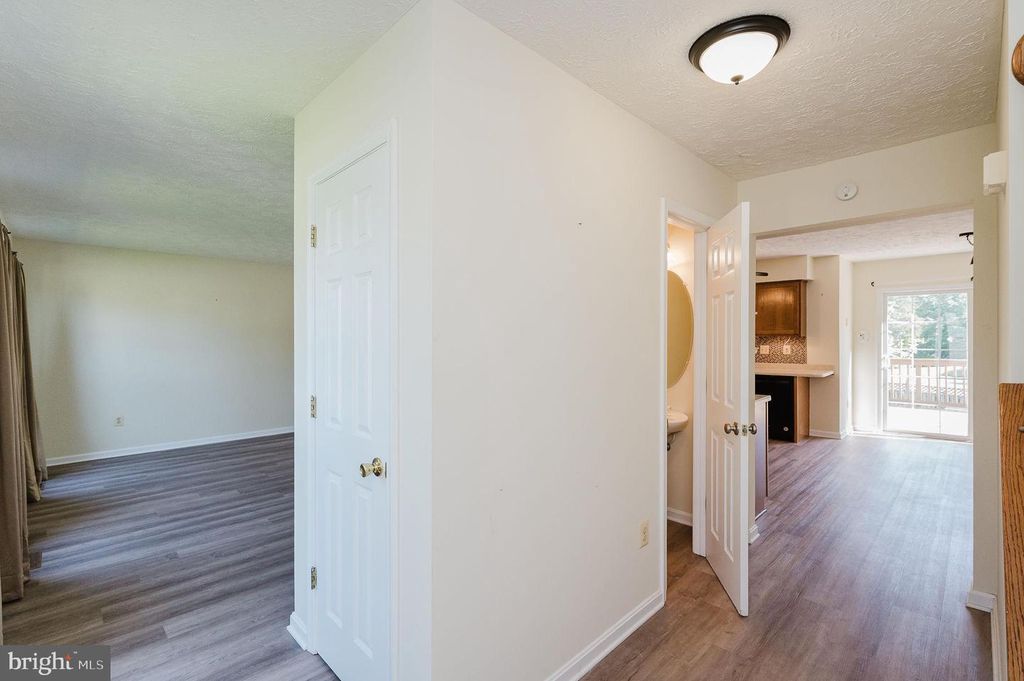 Image 9 of property listing at 1123 HARFORD TOWN DR, Abingdon, MD 21009