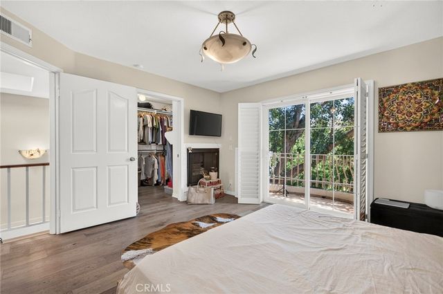 5340 Las Virgenes Road 11, Calabasas, CA 91302