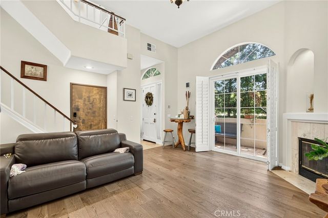 5340 Las Virgenes Road 11, Calabasas, CA 91302