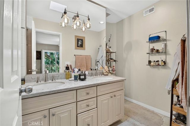 5340 Las Virgenes Road 11, Calabasas, CA 91302