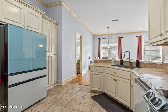 213 Rampart Street, Ridgeland, MS 39157