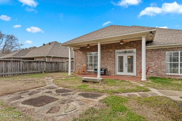 213 Rampart Street, Ridgeland, MS 39157