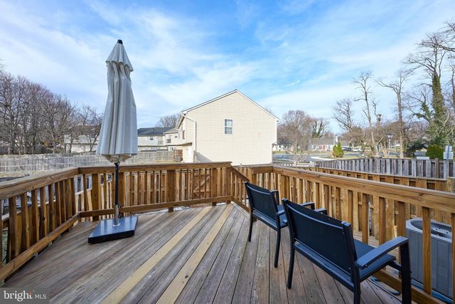 5 BRIARSTONE LN, Gaithersburg, MD 20877