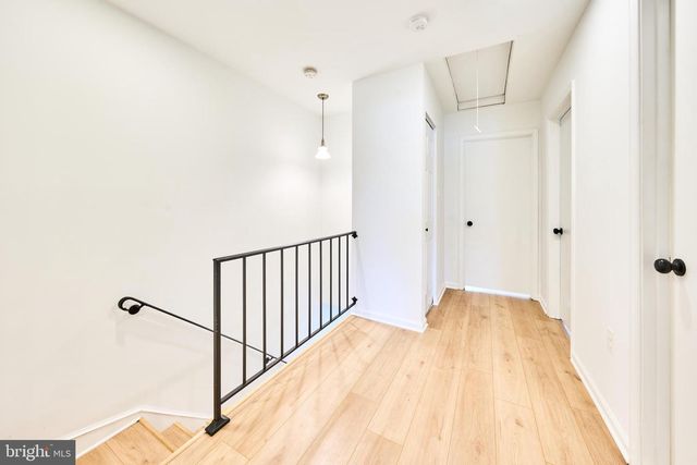 5 BRIARSTONE LN, Gaithersburg, MD 20877