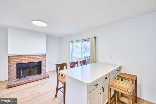 5 BRIARSTONE LN, Gaithersburg, MD 20877