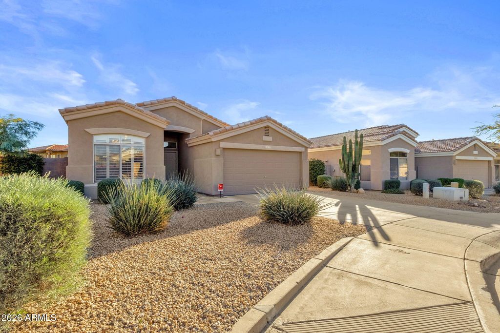 Image 1 of property listing at 8953 E CALLE BUENA Vista, Scottsdale, AZ 85255