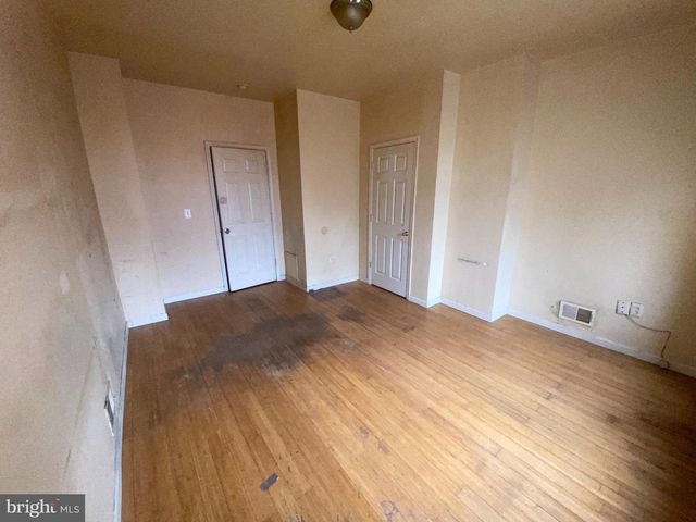 2221 JEFFERSON ST, Baltimore, MD 21205