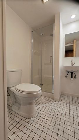 91 Mary Ellen Rd, Newton, MA 02468