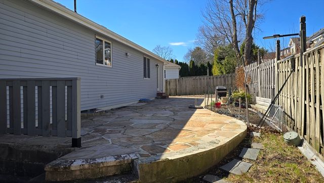 91 Mary Ellen Rd, Newton, MA 02468