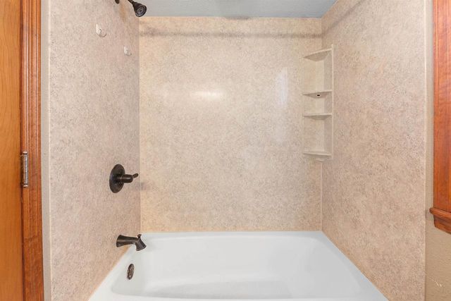 777 E PIONEER ROAD, Fond Du Lac, WI 54935