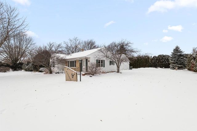 777 E PIONEER ROAD, Fond Du Lac, WI 54935