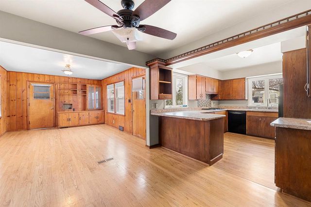 777 E PIONEER ROAD, Fond Du Lac, WI 54935