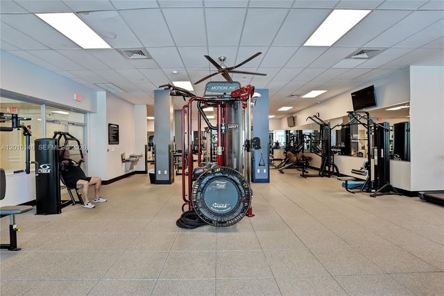 2501 S Ocean Drive 414, Hollywood, FL 33019