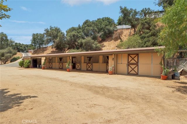 1951 Scarborough Lane, San Dimas, CA 91773
