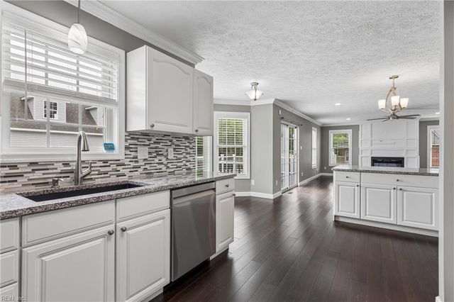 1118 Carys Chapel RD, Yorktown, VA 23693