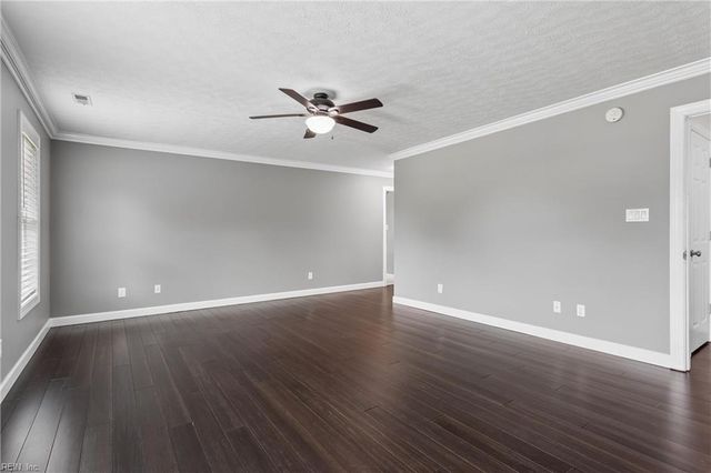 1118 Carys Chapel RD, Yorktown, VA 23693