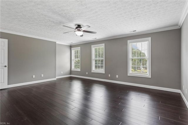 1118 Carys Chapel RD, Yorktown, VA 23693