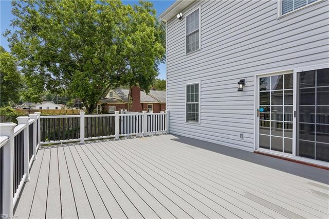 1118 Carys Chapel RD, Yorktown, VA 23693