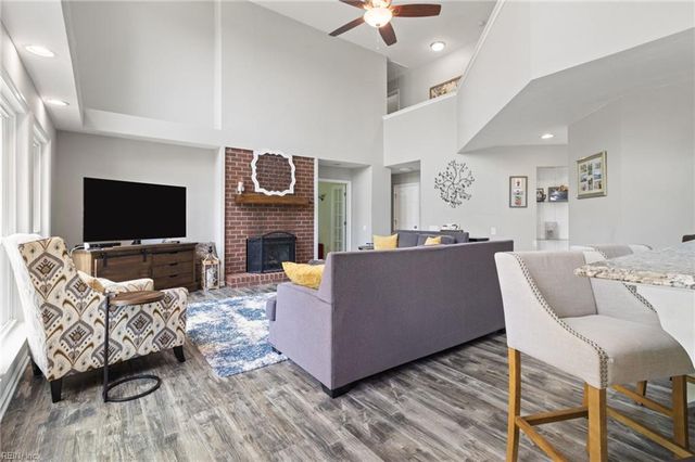 5207 Bartons Creek CT, Suffolk, VA 23435