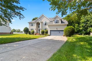 5207 Bartons Creek CT, Suffolk, VA 23435