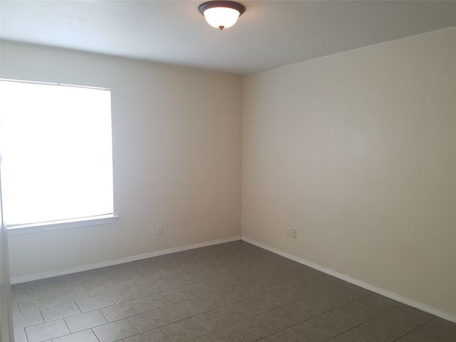 225 Blue Bell Court, Weatherford, TX 76088