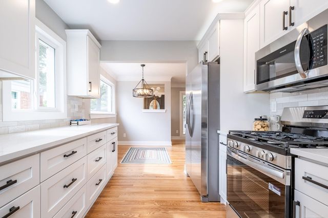 28806 Rockwood Street, Saint Clair Shores, MI 48081