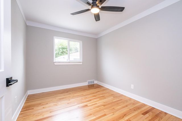 28806 Rockwood Street, Saint Clair Shores, MI 48081