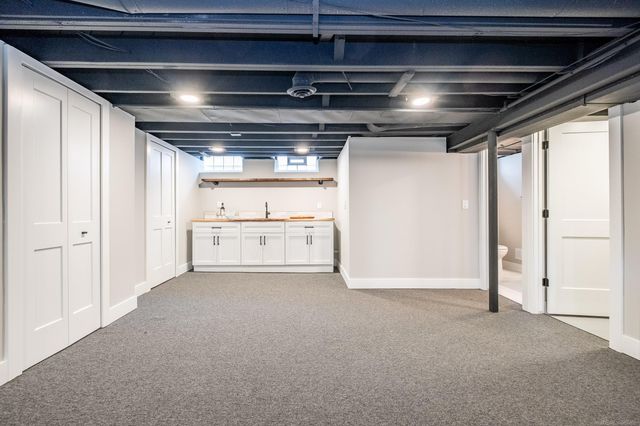 28806 Rockwood Street, Saint Clair Shores, MI 48081