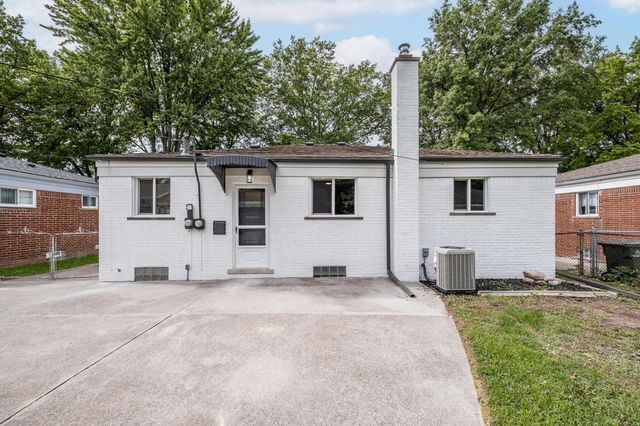 28806 Rockwood Street, Saint Clair Shores, MI 48081