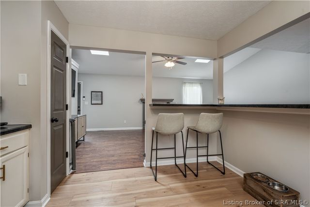 2591 Hickoryvale Drive, New Albany, IN 47150