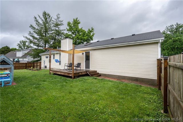 2591 Hickoryvale Drive, New Albany, IN 47150