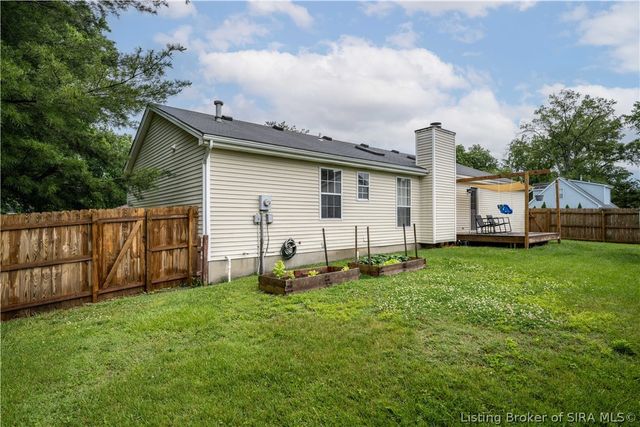 2591 Hickoryvale Drive, New Albany, IN 47150