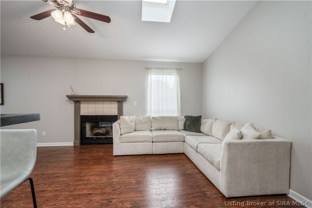 2591 Hickoryvale Drive, New Albany, IN 47150