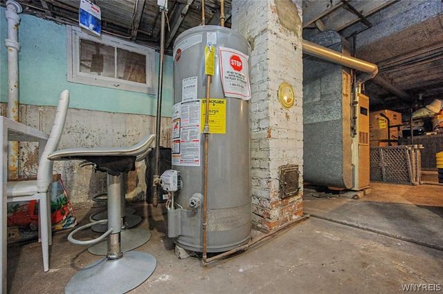 1702 Niagara Street, Niagara Falls, NY 14303