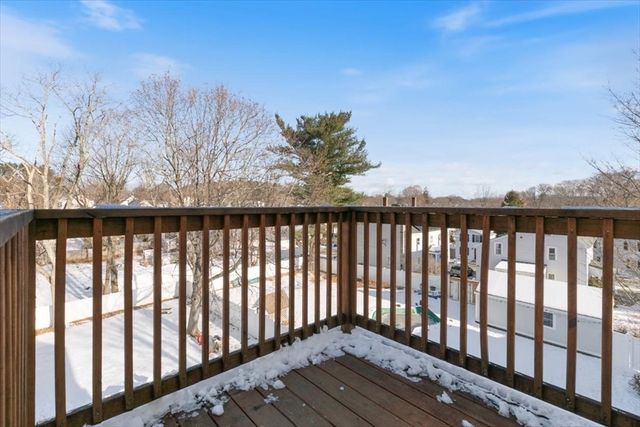 129 Friend St 3, Amesbury, MA 01913