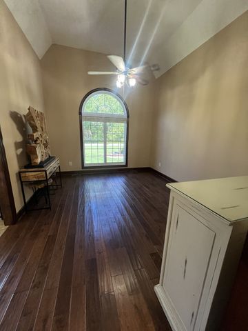 102 Haynes Rd, Portland, TN 37148