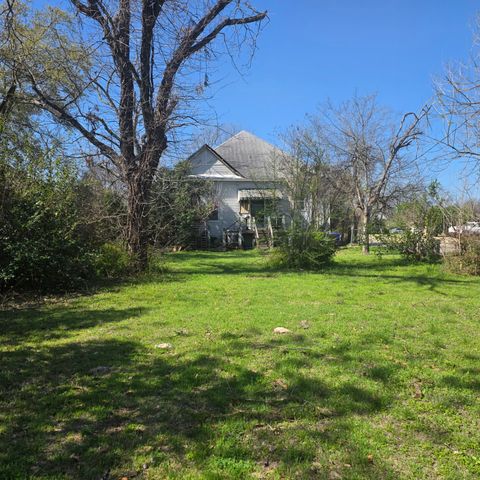 925 N 16th Street, Waco, TX 76707
