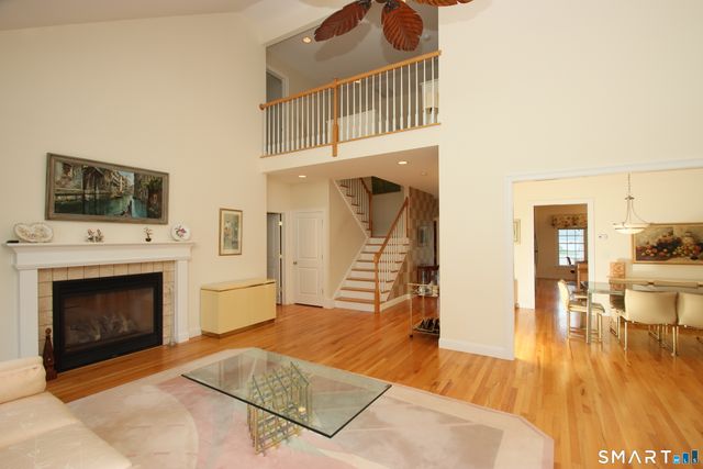 6 Carriage House Lane 6, Brookfield, CT 06804