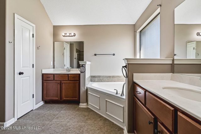 13240 Old Locke Road, Olive Branch, MS 38654