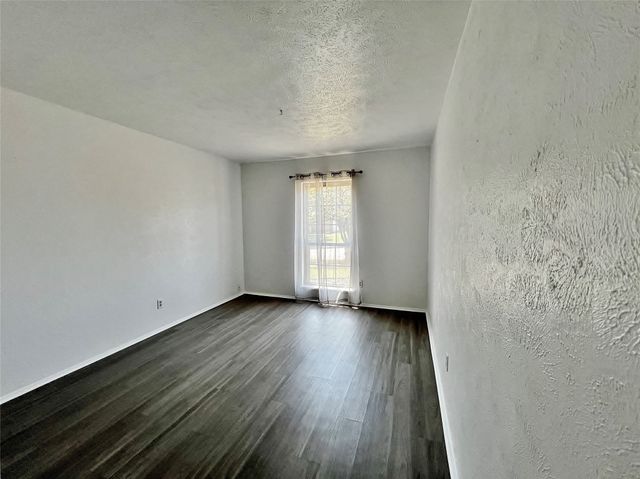 7127 Winterberry Drive, Dallas, TX 75249