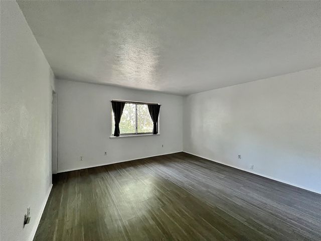 7127 Winterberry Drive, Dallas, TX 75249