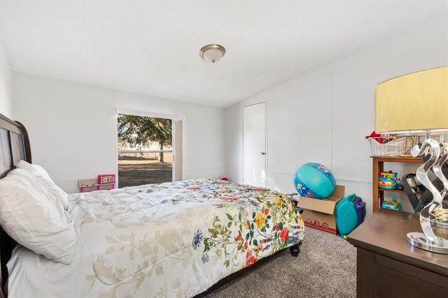 8185 COUNTY ROAD 109, Lady Lake, FL 32159