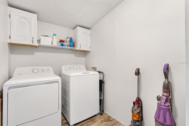 8185 COUNTY ROAD 109, Lady Lake, FL 32159