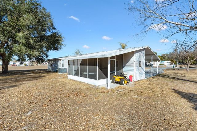 8185 COUNTY ROAD 109, Lady Lake, FL 32159