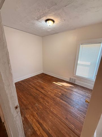 1311 E Nevada Street, Detroit, MI 48203