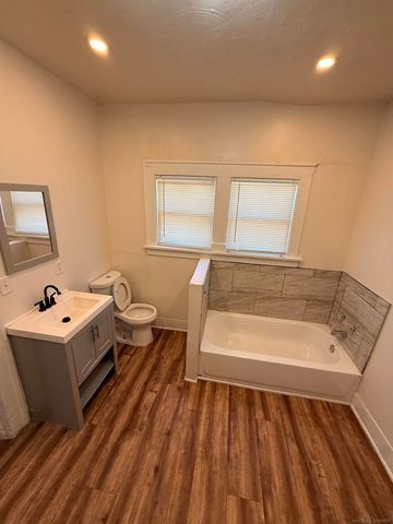 1311 E Nevada Street, Detroit, MI 48203